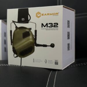 активні навушники M32