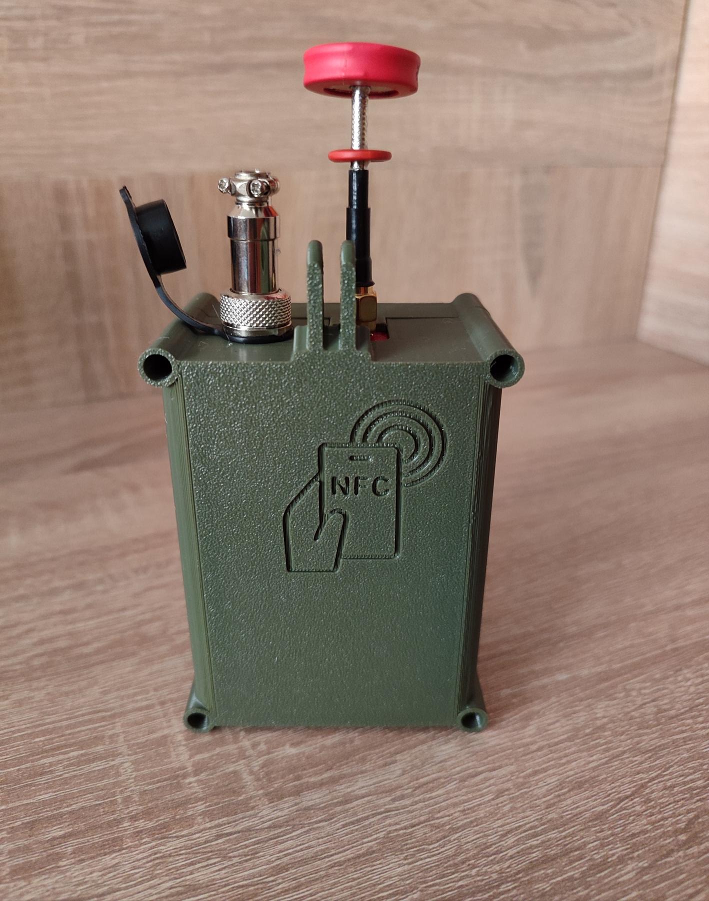 Детектор Сова 1 виявлення FPV-дронів на частоті 5.3ГГц - 5.9 ГГЦ, Bluetooth, інтеграція з РЕБ , +Монітор 4'3 дюйма для Виведення відео, + Кріплення на Лобове Скло - Зображення 9