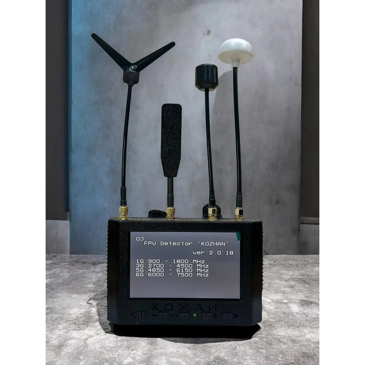 Детектор FPV-дронів КОЖАН 4.0 (4 діапазони 1G + 3G + 5G + 6G)