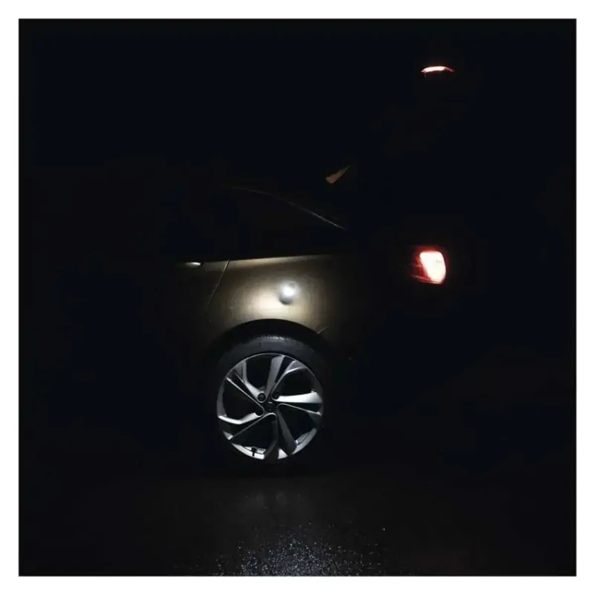 Ліхтар Emos LED P3112 360° 270 Lm 2× AA метал - Зображення 5